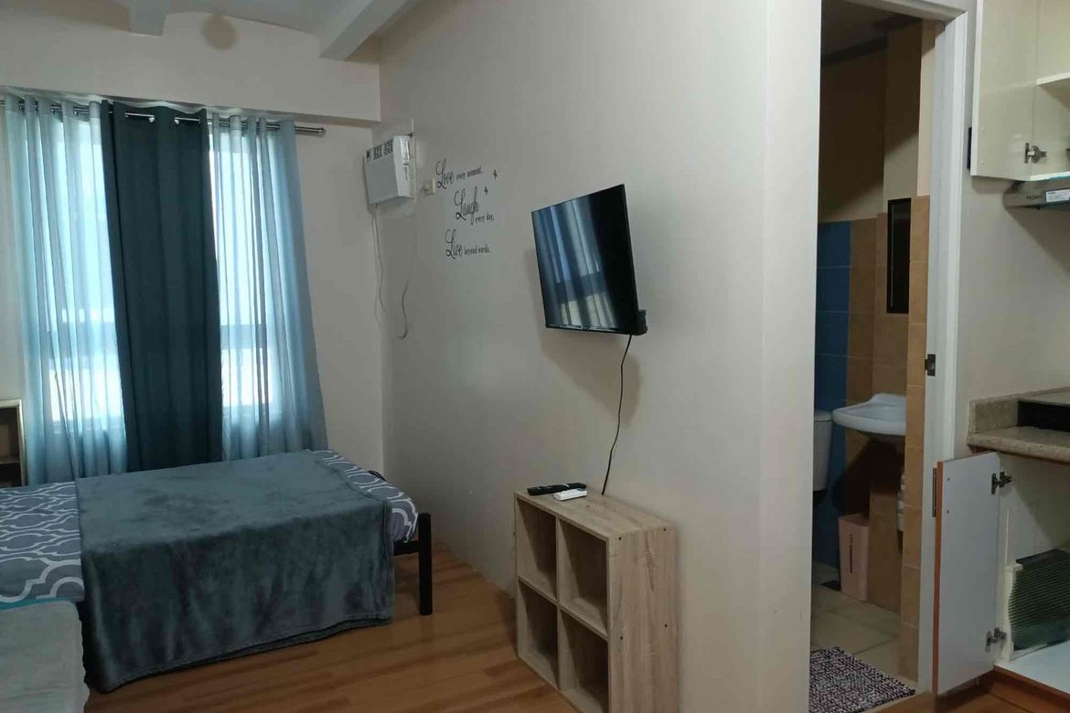 Condo for Rent in South Forbes Golf City, Inchican, Silang, Cavite photo 4