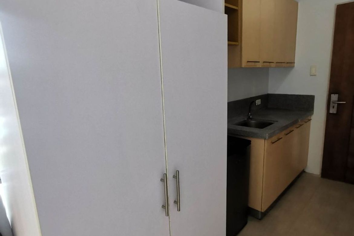 Condo for Rent in Studio City, Alabang, Muntinlupa, Metro Manila photo 6