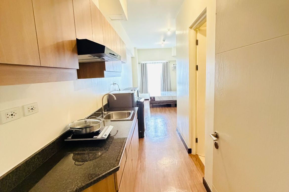 Condo for Rent in The Camden Place, Malate, Manila, Metro Manila photo 6