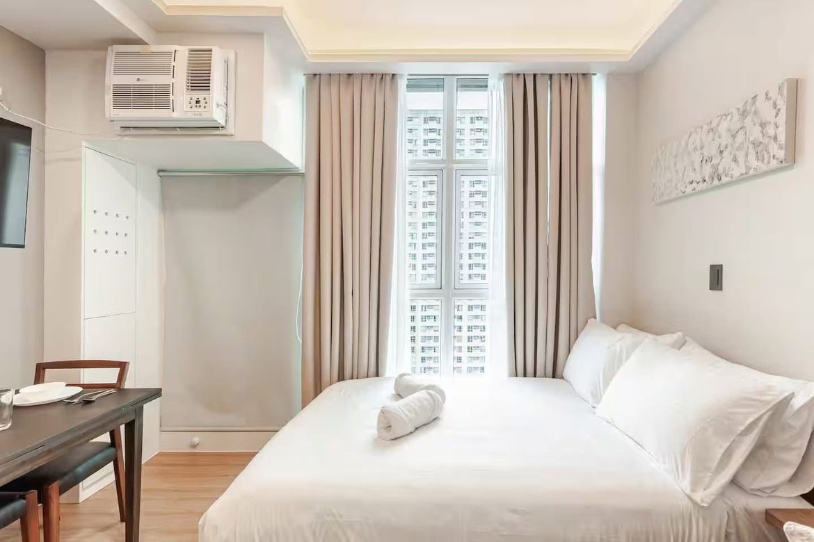 Condo for Rent in The Linear, San Antonio, Makati, Metro Manila