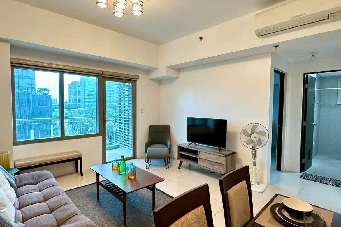 Condo for Sale in Alabang, Muntinlupa, Metro Manila
