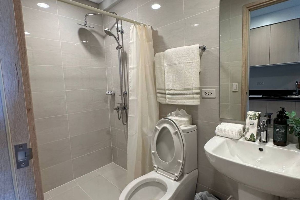 Condo for Sale in Almanza Dos, Las Piñas, Metro Manila – photo 7