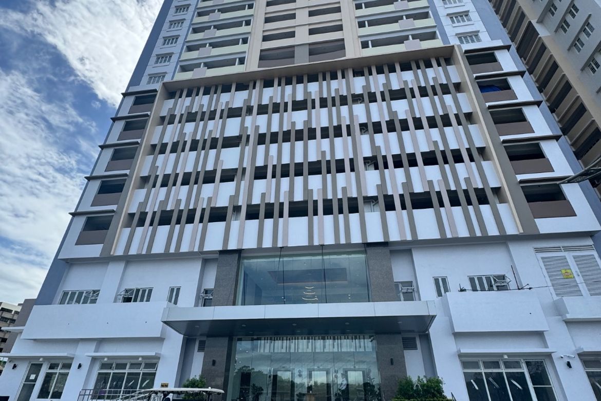 Condo for Sale in Almanza Uno, Las Piñas, Metro Manila – photo 2