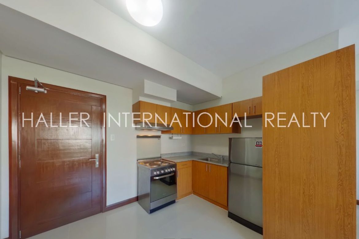 Condo for Sale in AmiSa Private Residences, Punta Engaño, Lapu-Lapu, Cebu – photo 4
