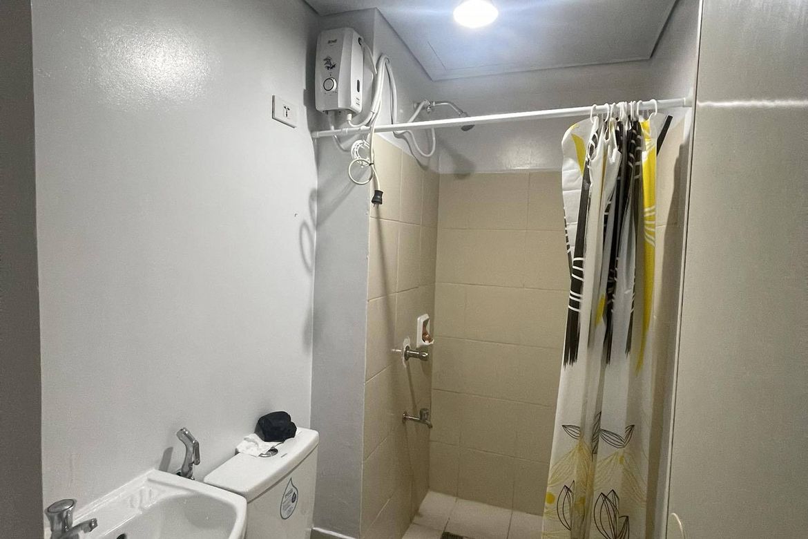 Condo for Sale in Avida Towers Sucat, Barangay 76, Pasay, Metro Manila near LRT-1 EDSA – photo 8