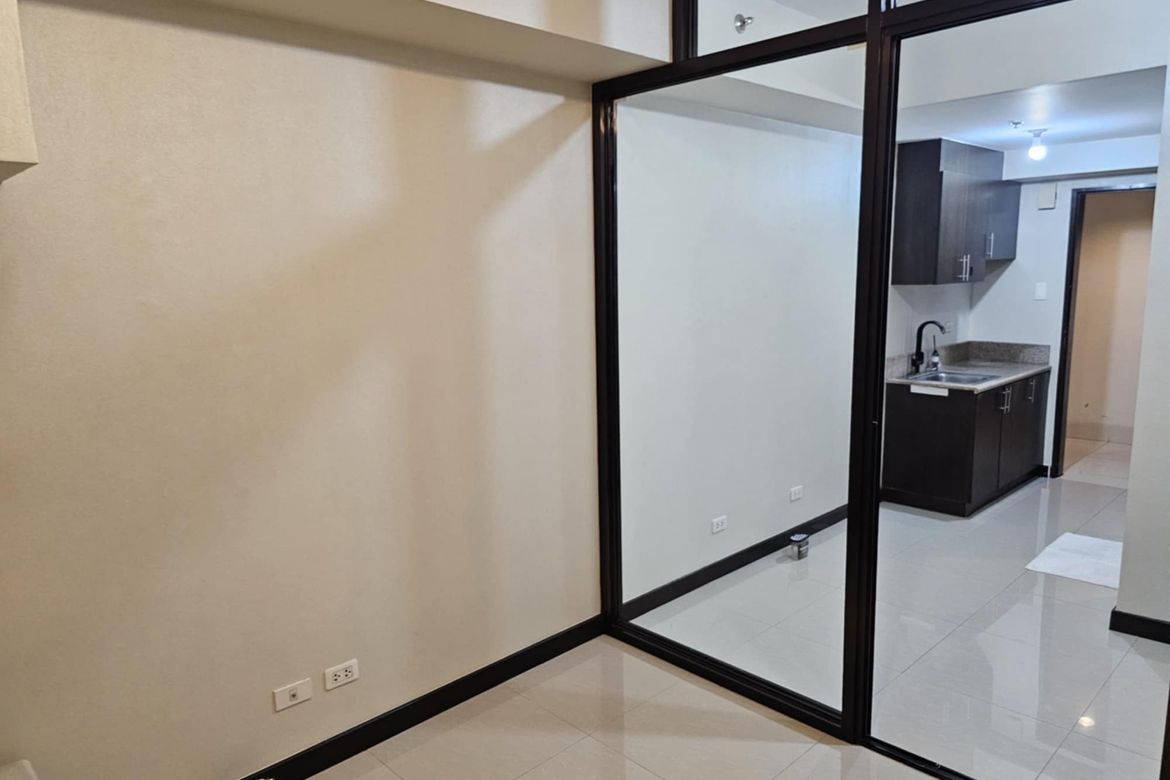 Condo for Sale in Axis Residences, Highway Hills, Mandaluyong, Metro Manila near MRT-3 Boni – photo 5
