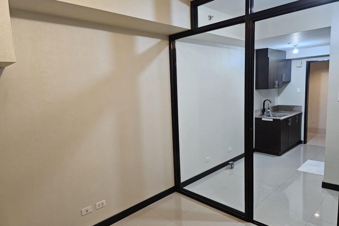 Condo for Sale in Axis Residences, Highway Hills, Mandaluyong, Metro Manila near MRT-3 Boni – photo 6