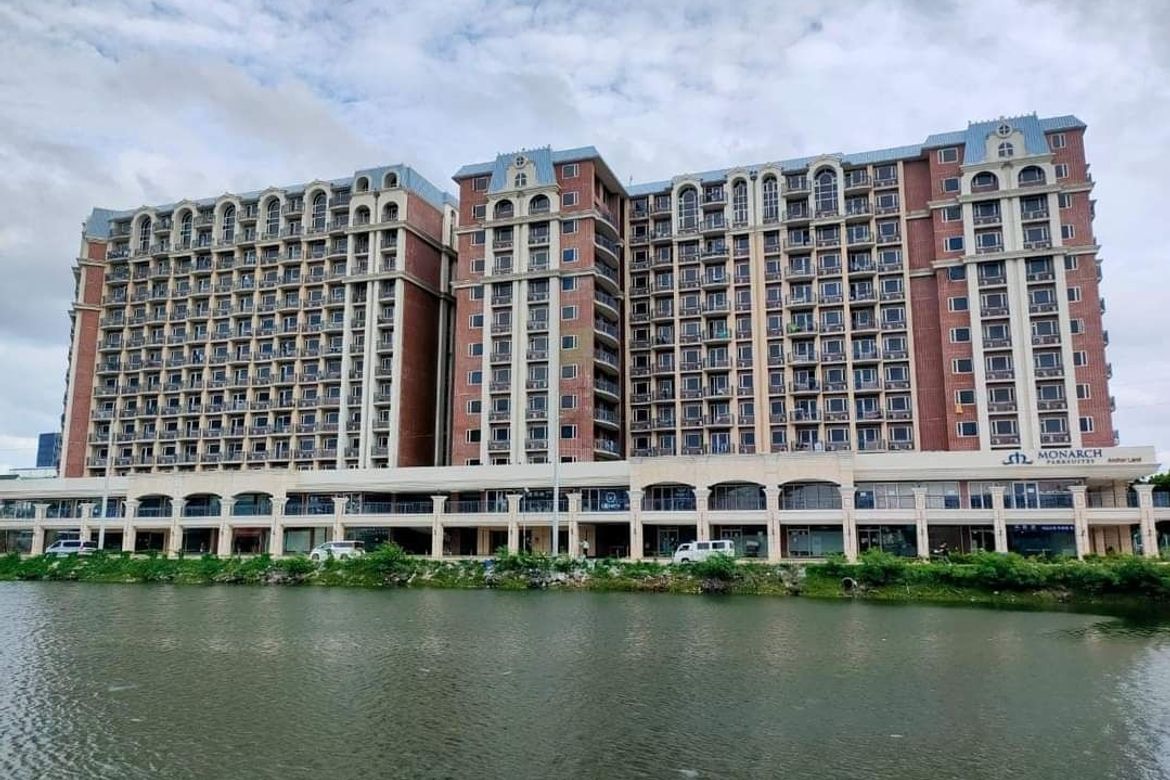 Condo for Sale in Baclaran, Parañaque, Metro Manila near LRT-1 EDSA – photo 2