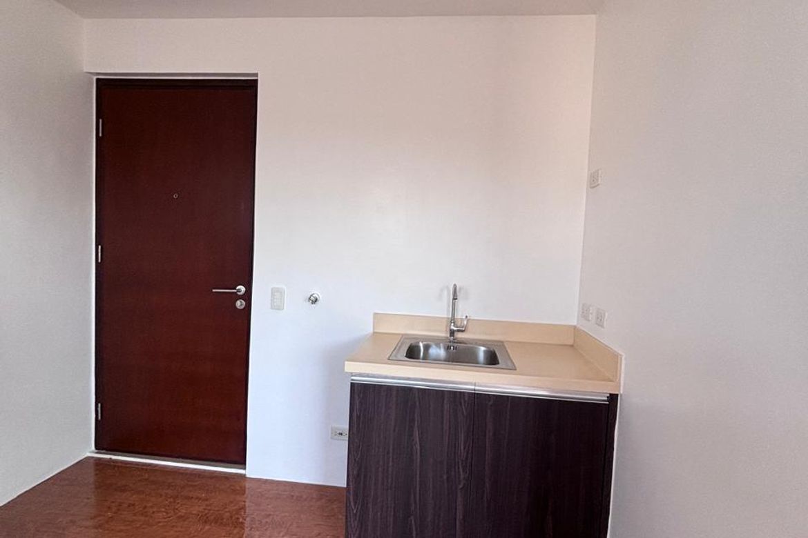 Condo for Sale in Central, Quezon City, Metro Manila – photo 4