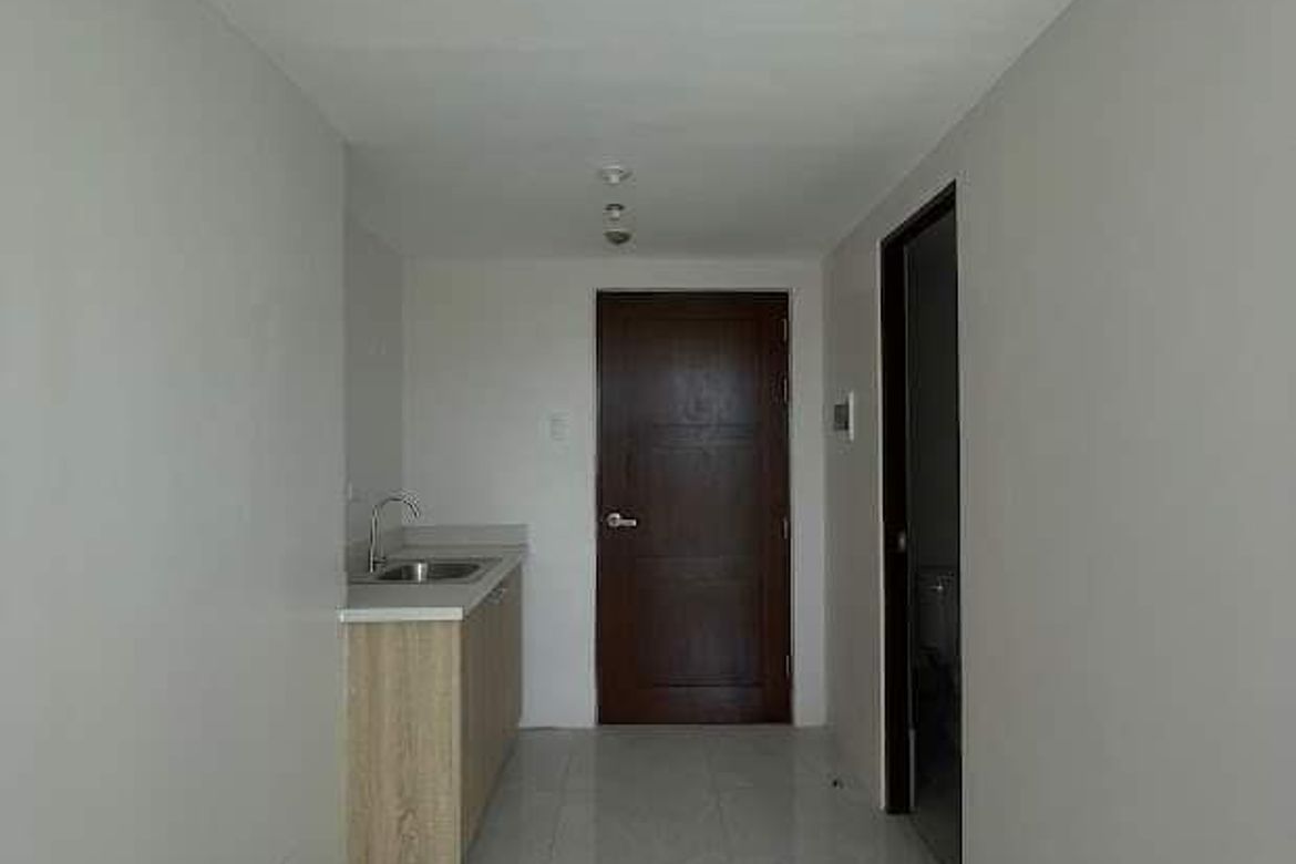 Condo for Sale in Centro, Mandaue, Cebu – photo 5