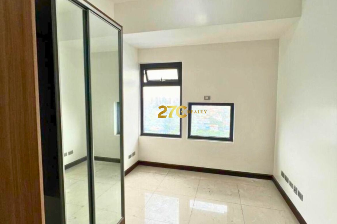 Condo for Sale in Chimes Greenhills, Greenhills, San Juan, Metro Manila near MRT-3 Santolan – photo 2