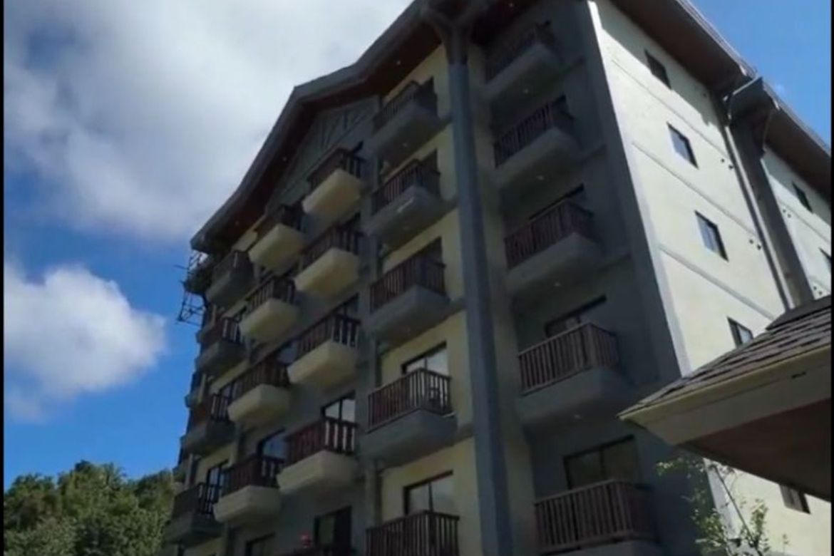 Condo for Sale in Crosswinds, Iruhin West, Tagaytay, Cavite