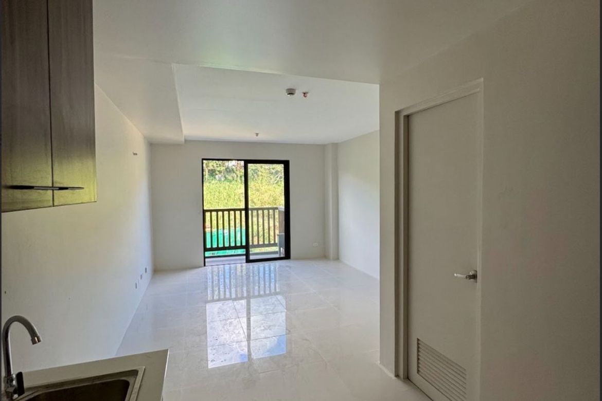Condo for Sale in Crosswinds, Iruhin West, Tagaytay, Cavite – photo 4
