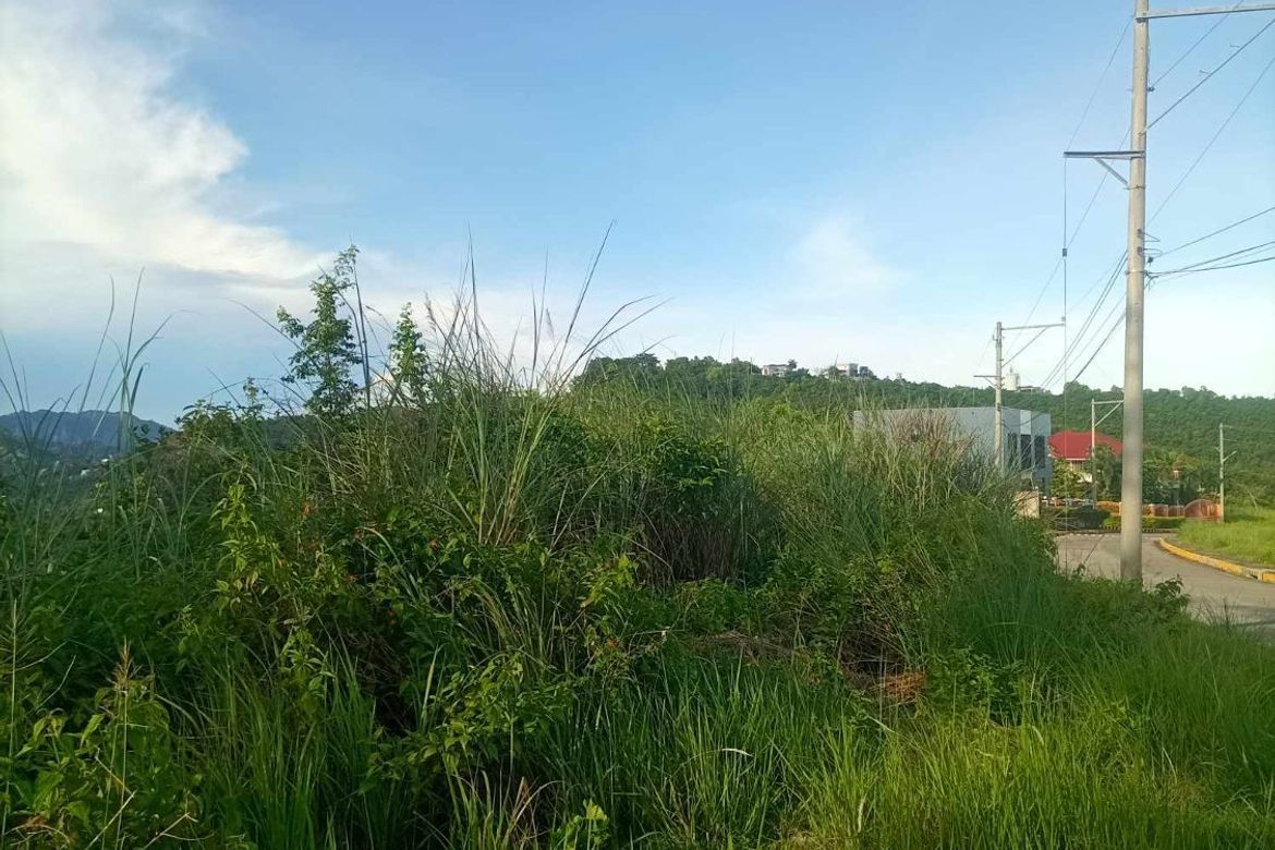 Condo for Sale in Dumlog, Talisay, Cebu – photo 5