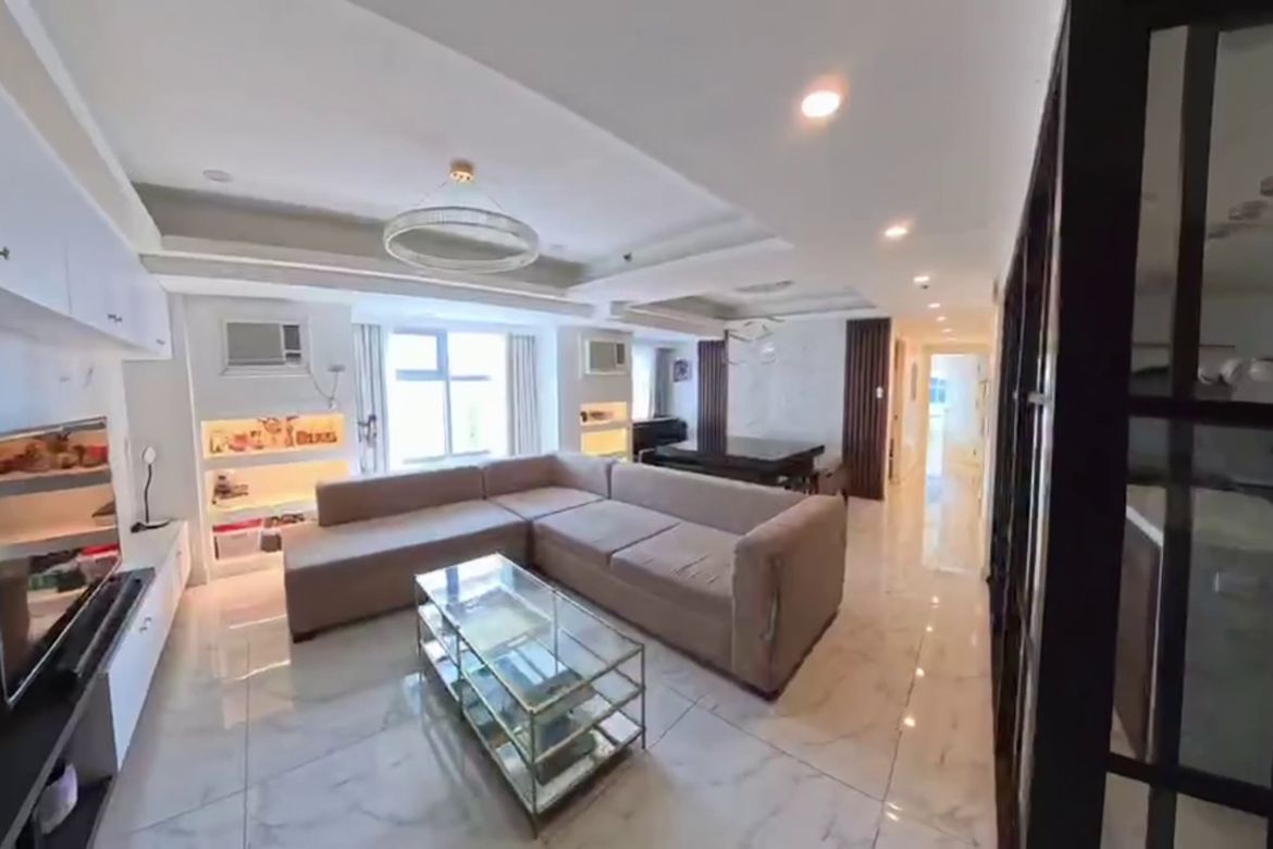 Condo for Sale in Ermita, Manila, Metro Manila near LRT-1 Pedro Gil