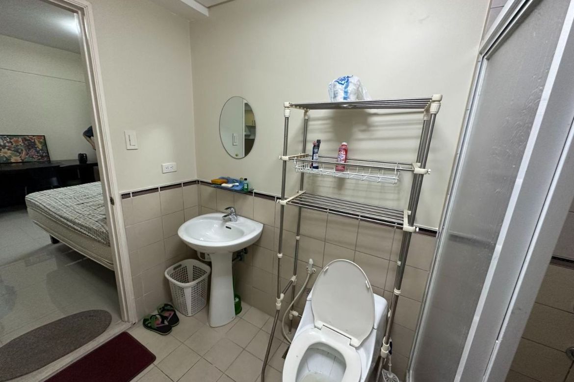 Condo for Sale in Ermita, Manila, Metro Manila near LRT-1 Pedro Gil – photo 4