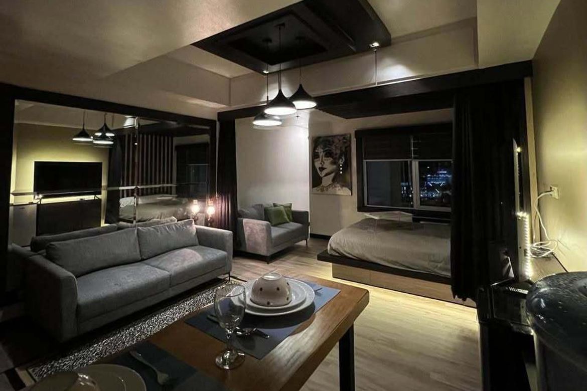 Condo for Sale in Fairways Tower, BGC, Taguig, Metro Manila – photo 8