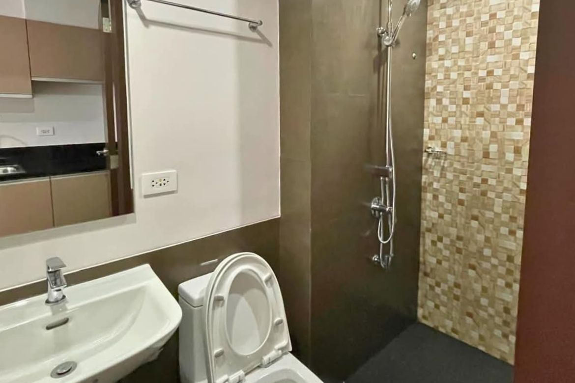 Condo for Sale in Gateway Regency Studios, Barangka Ilaya, Mandaluyong, Metro Manila near MRT-3 Boni – photo 6