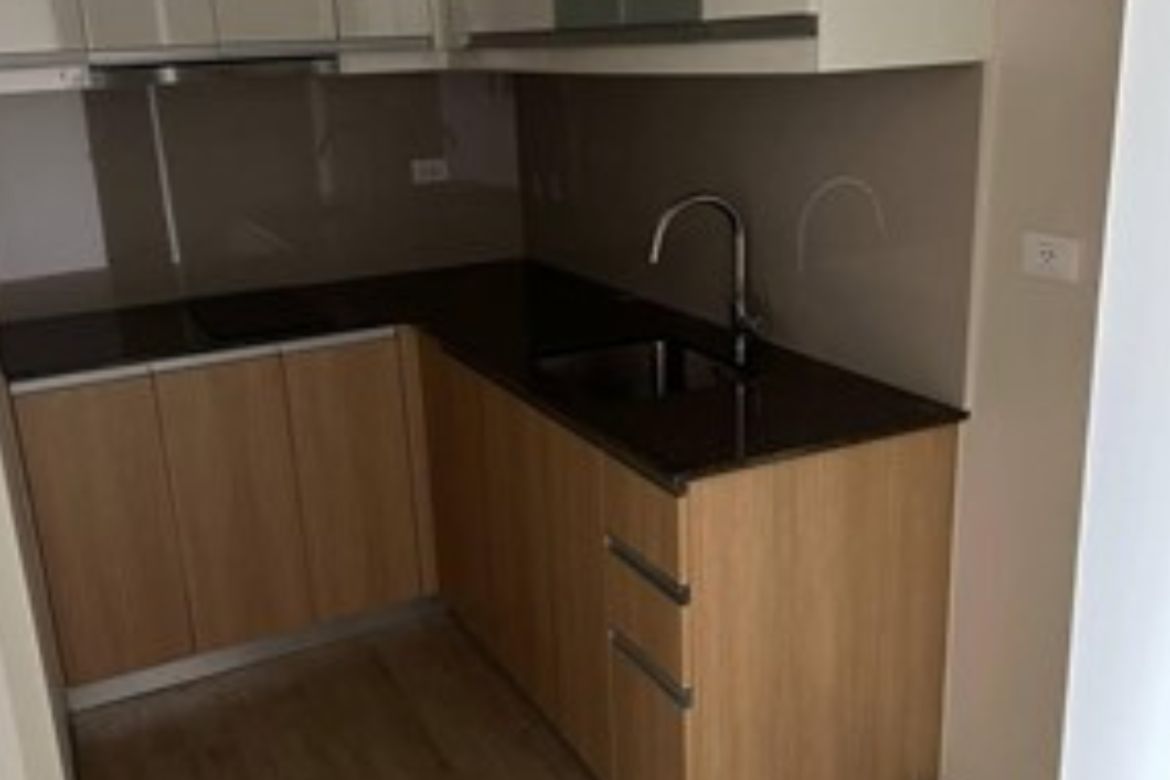 Condo for Sale in Gentry Manor, Tambo, Parañaque, Metro Manila – photo 2