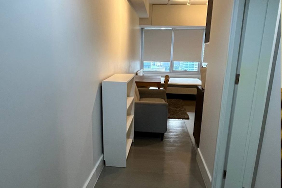 Condo for Sale in Guadalupe Viejo, Makati, Metro Manila near MRT-3 Guadalupe – photo 3