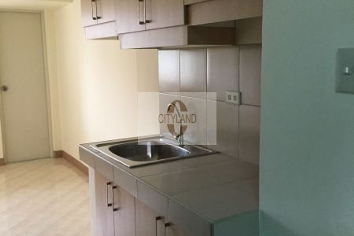 Condo for Sale in Highway Hills, Mandaluyong, Metro Manila near MRT-3 Shaw Boulevard – photo 4