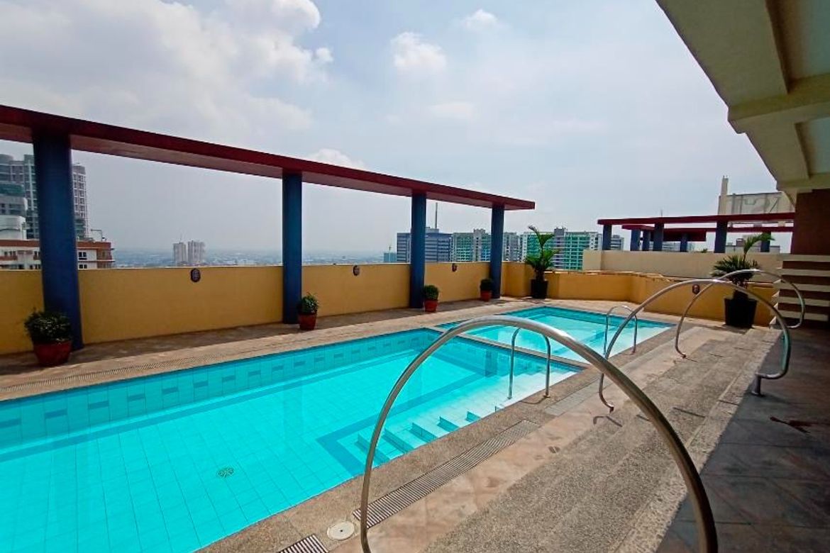 Condo for Sale in Highway Hills, Mandaluyong, Metro Manila near MRT-3 Shaw Boulevard – photo 7