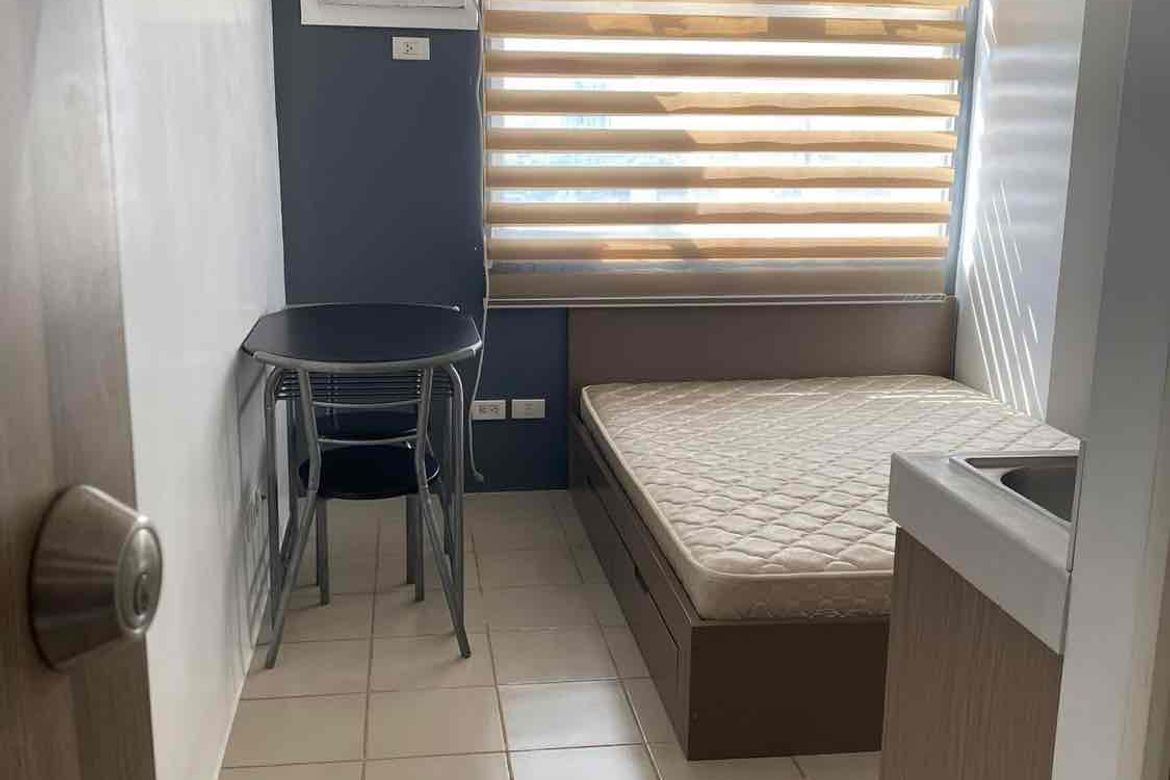 Condo for Sale in Highway Hills, Mandaluyong, Metro Manila near MRT-3 Shaw Boulevard