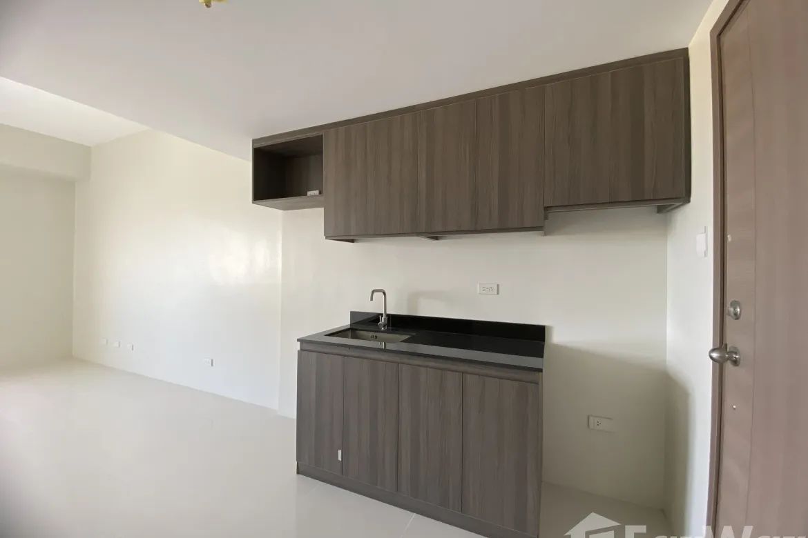 Condo for Sale in Kizuna Heights, Malate, Manila, Metro Manila – photo 4