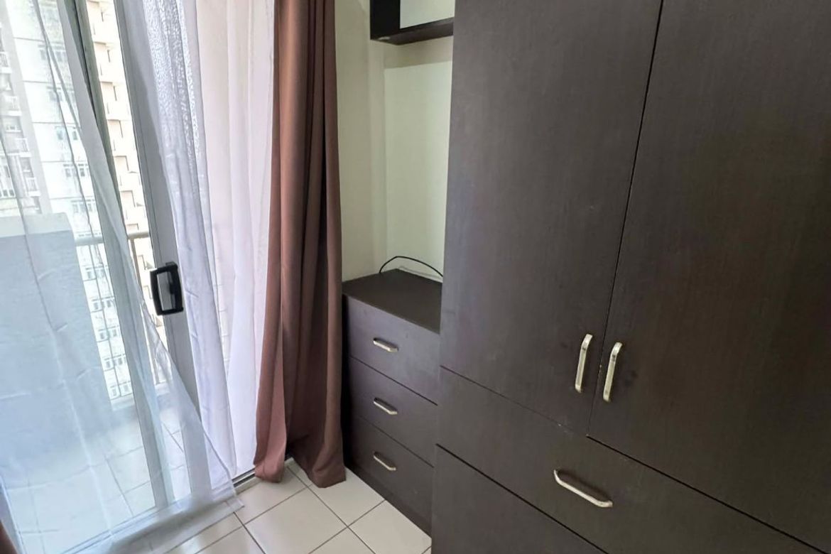 Condo for Sale in Laureano di Trevi Tower, Pio Del Pilar, Makati, Metro Manila near MRT-3 Magallanes – photo 6