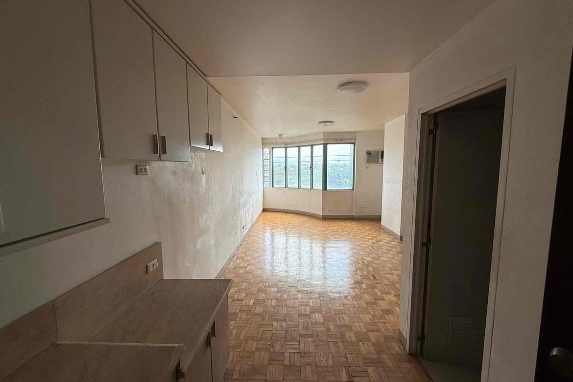 Condo for Sale in Loyola Heights, Quezon City, Metro Manila near LRT-2 Katipunan – photo 5