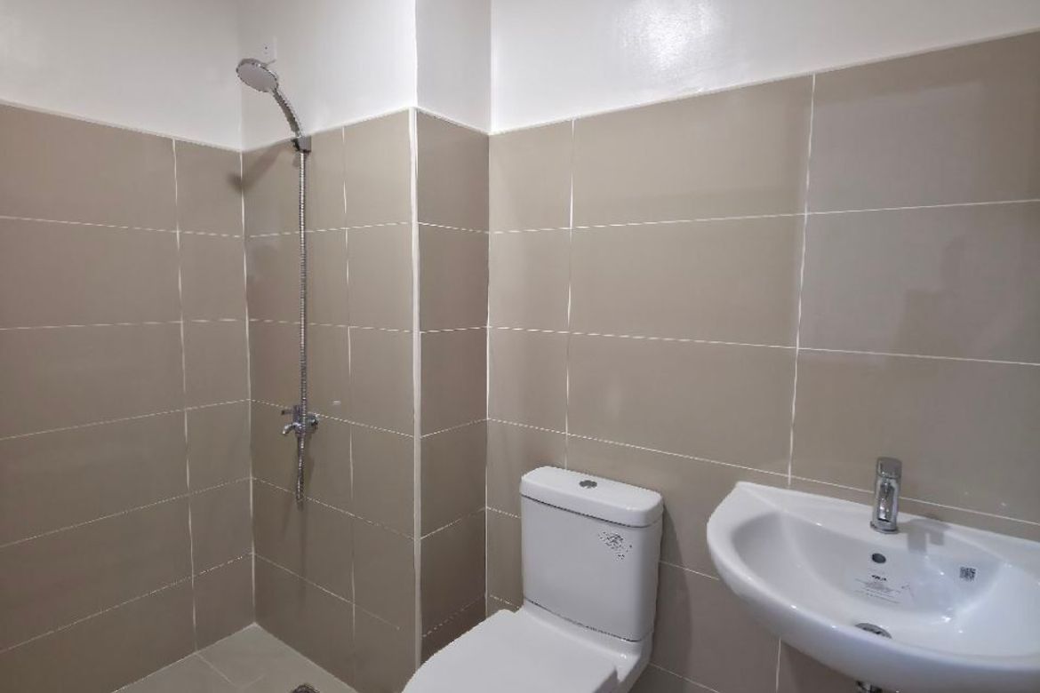 Condo for Sale in Mactan, Lapu-Lapu, Cebu – photo 4