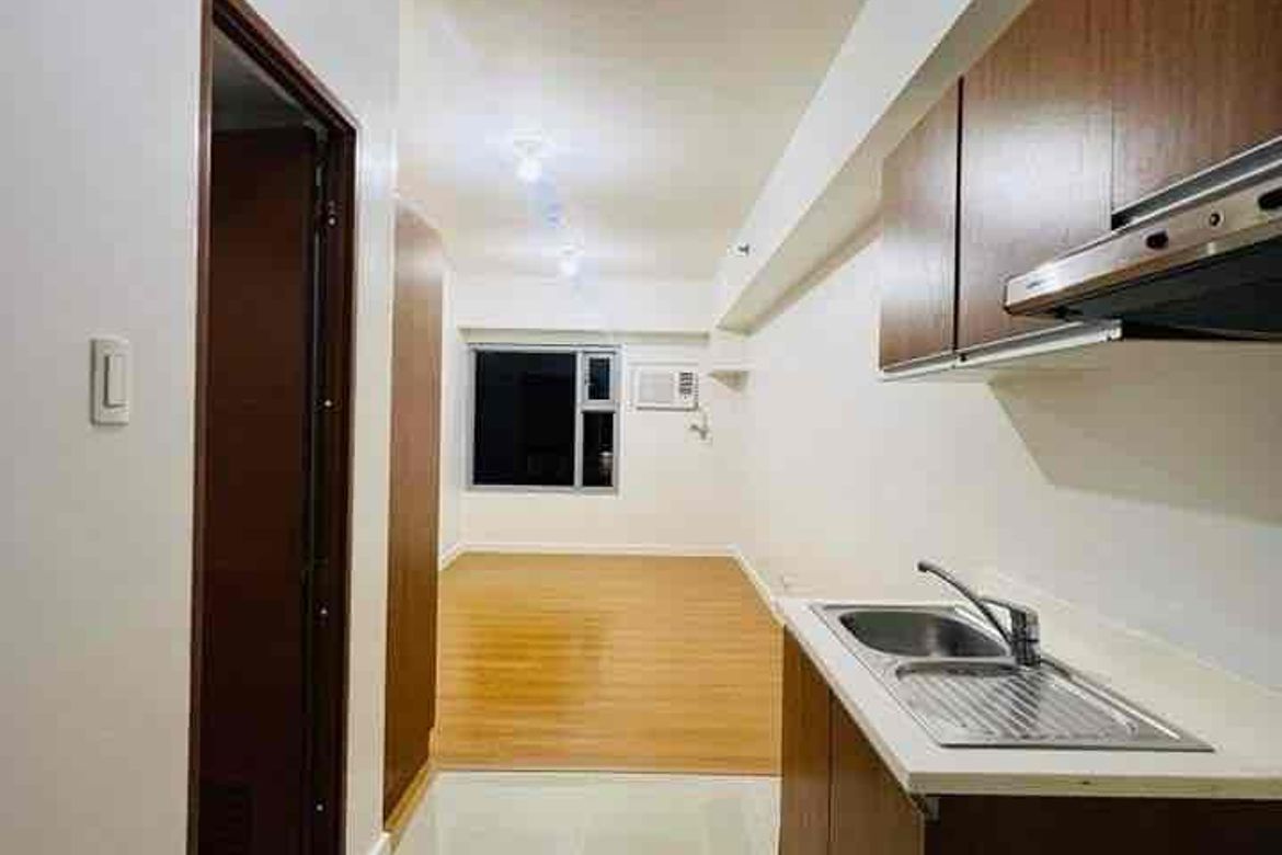 Condo for Sale in Malate, Manila, Metro Manila near LRT-1 Vito Cruz – photo 7