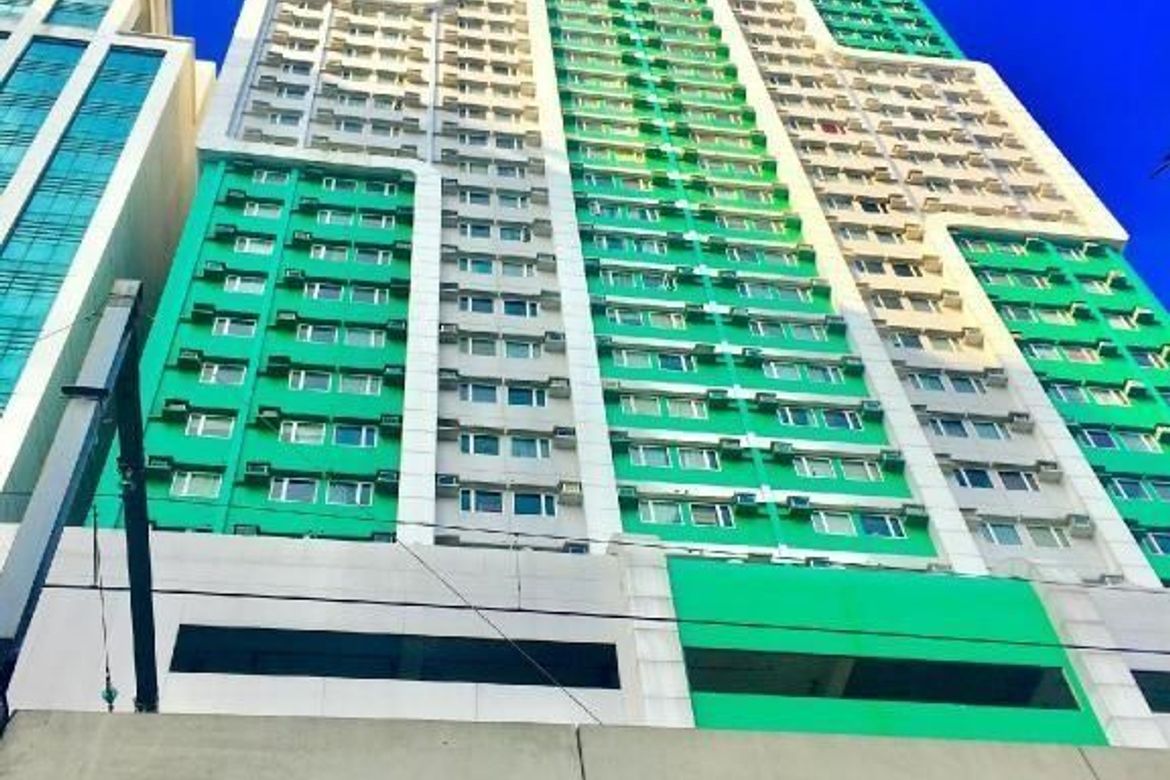 Condo for Sale in Malate, Manila, Metro Manila near LRT-1 Vito Cruz