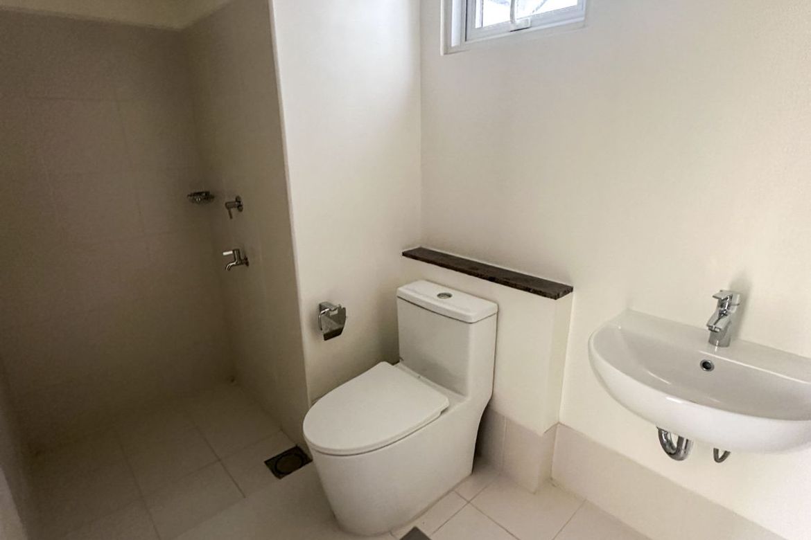 Condo for Sale in Mango Tree Residences, Pasadeña, San Juan, Metro Manila near LRT-2 Gilmore – photo 2