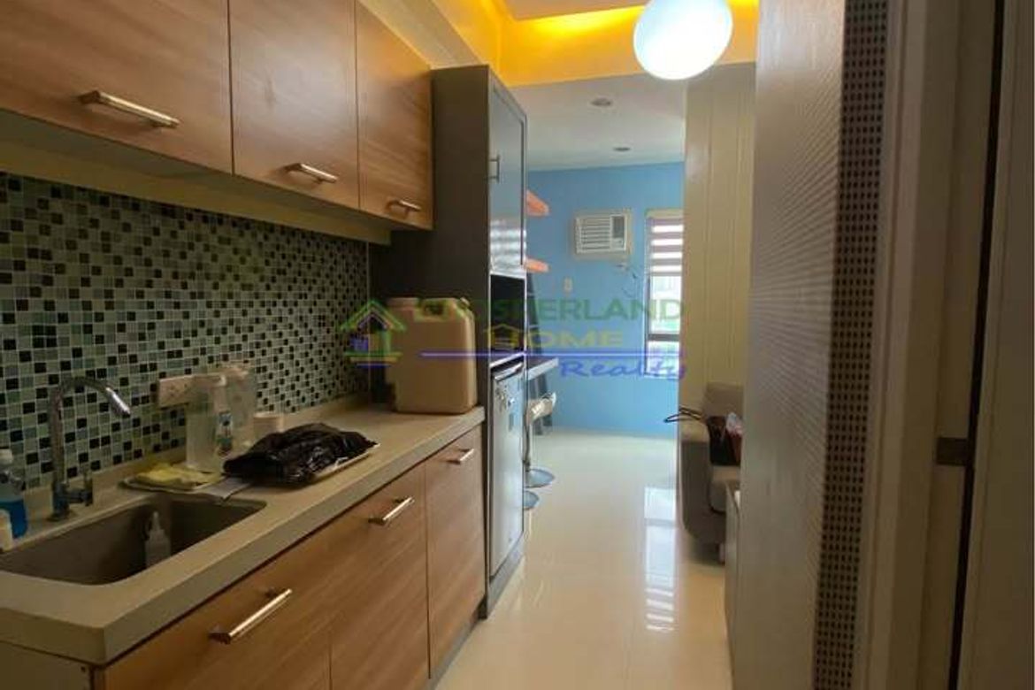 Condo for Sale in Manila, Metro Manila near LRT-2 Legarda – photo 3