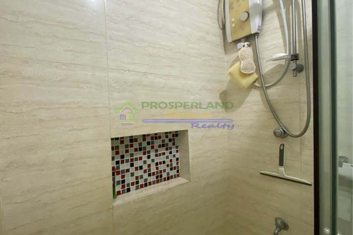 Condo for Sale in Manila, Metro Manila near LRT-2 Legarda – photo 6