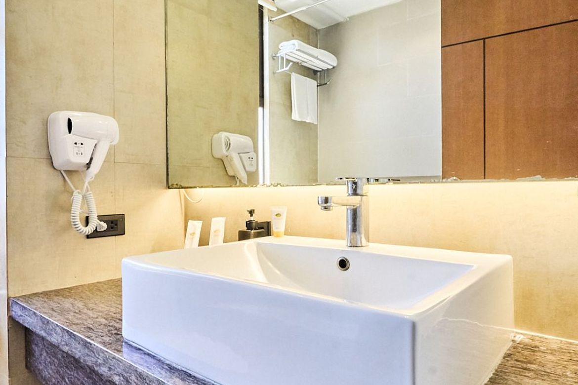 Condo for Sale in Niyugan, Laurel, Batangas – photo 5