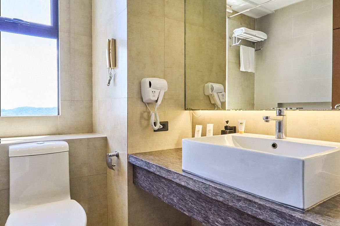 Condo for Sale in Niyugan, Laurel, Batangas – photo 6