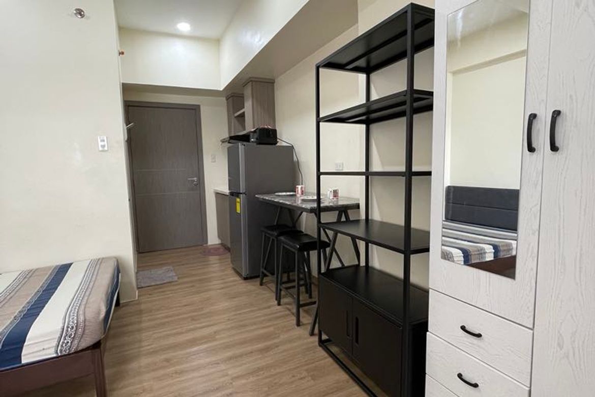 Condo for Sale in Northwoods Residences, Umapad, Mandaue, Cebu – photo 2
