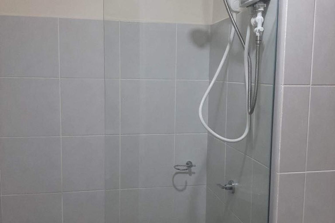 Condo for Sale in Northwoods Residences, Umapad, Mandaue, Cebu – photo 4