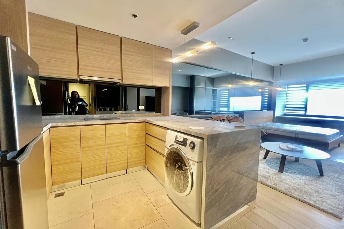 Condo for Sale in One Shangri-La Place, Wack-Wack Greenhills, Mandaluyong, Metro Manila near MRT-3 Shaw Boulevard – photo 3