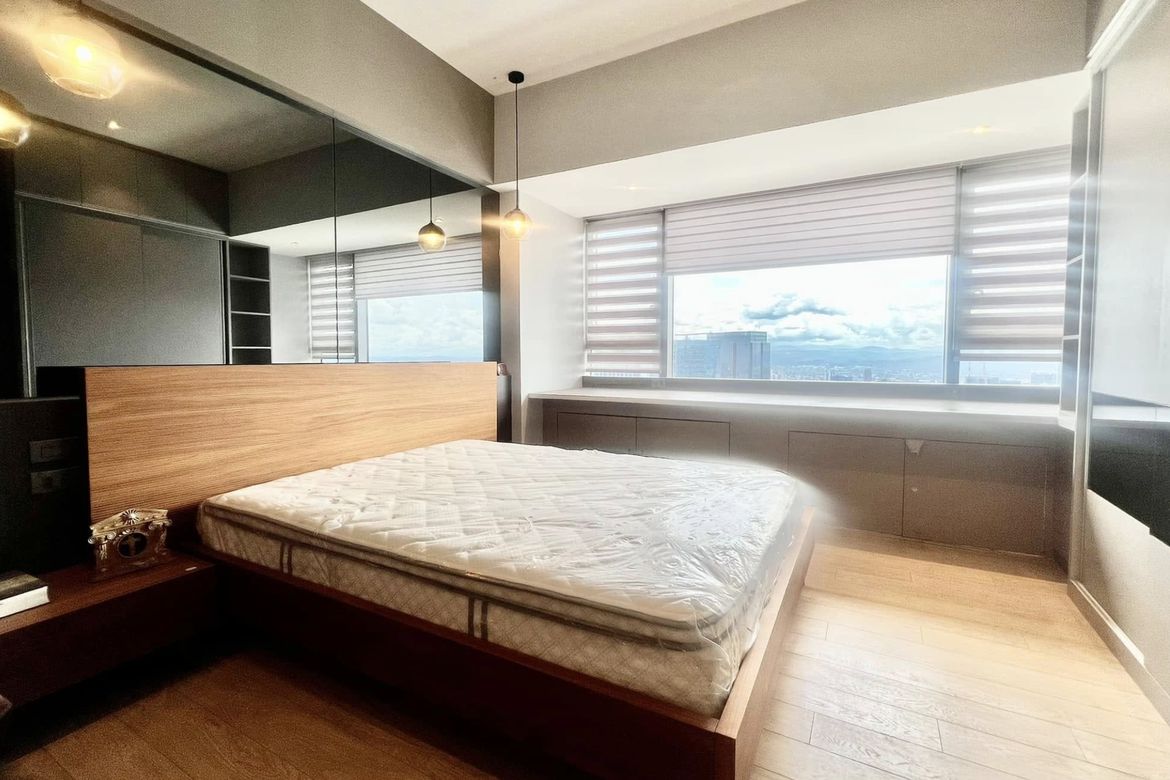 Condo for Sale in One Shangri-La Place, Wack-Wack Greenhills, Mandaluyong, Metro Manila near MRT-3 Shaw Boulevard – photo 8