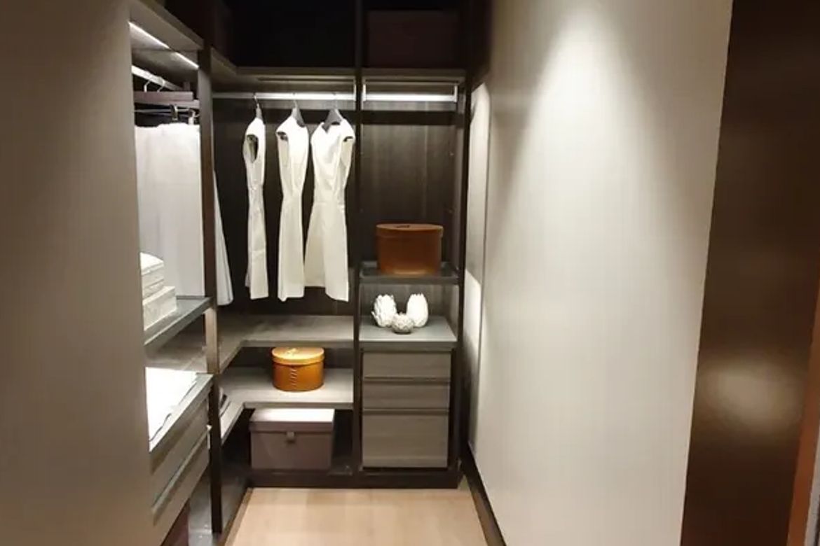 Condo for Sale in One Shangri-La Place, Wack-Wack Greenhills, Mandaluyong, Metro Manila near MRT-3 Shaw Boulevard – photo 4