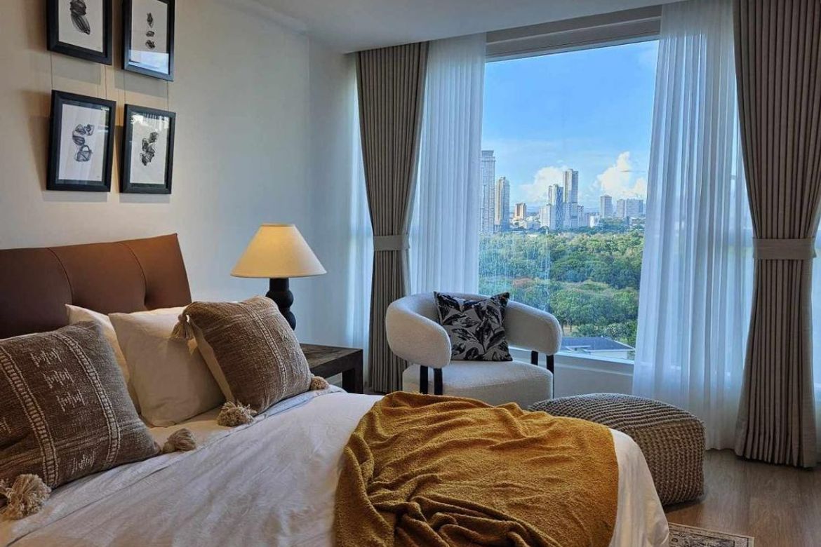 Condo for Sale in One Shangri-La Place, Wack-Wack Greenhills, Mandaluyong, Metro Manila near MRT-3 Shaw Boulevard – photo 4