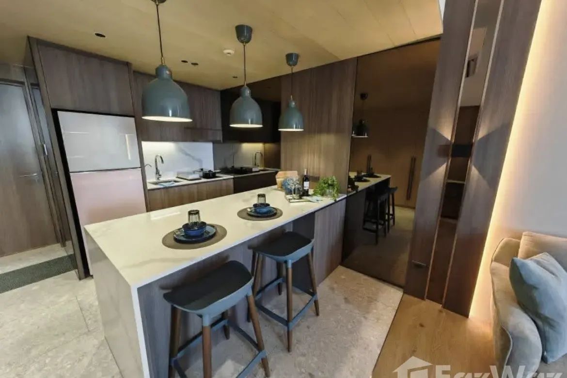 Condo for Sale in One Shangri-La Place, Wack-Wack Greenhills, Mandaluyong, Metro Manila near MRT-3 Shaw Boulevard – photo 2