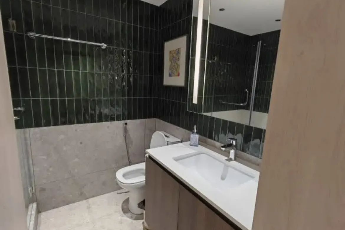 Condo for Sale in One Shangri-La Place, Wack-Wack Greenhills, Mandaluyong, Metro Manila near MRT-3 Shaw Boulevard – photo 4