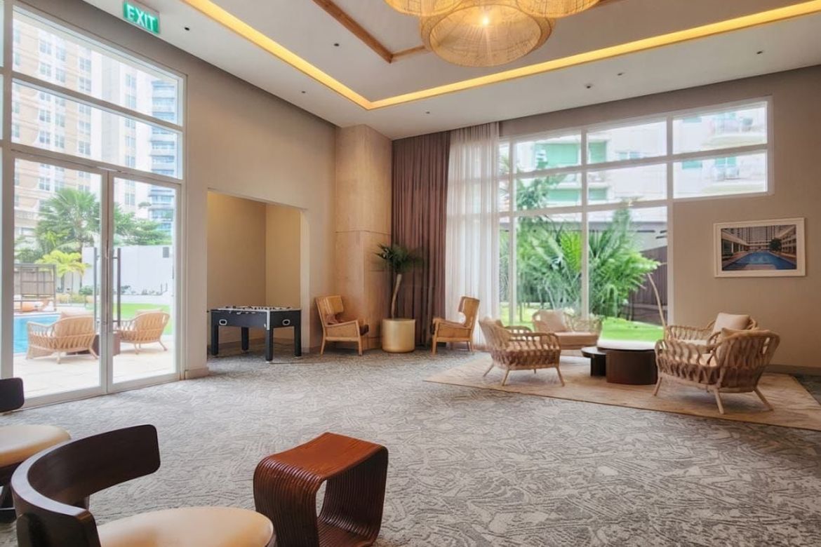 Condo for Sale in Palatine at Solinea, Kantabogon, Aloguinsan, Cebu