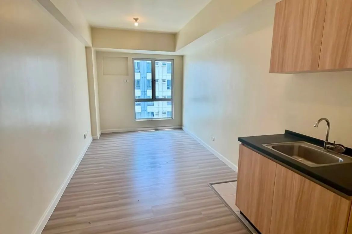 Condo for Sale in Park Cascades at Arca South, Western Bicutan, Taguig, Metro Manila