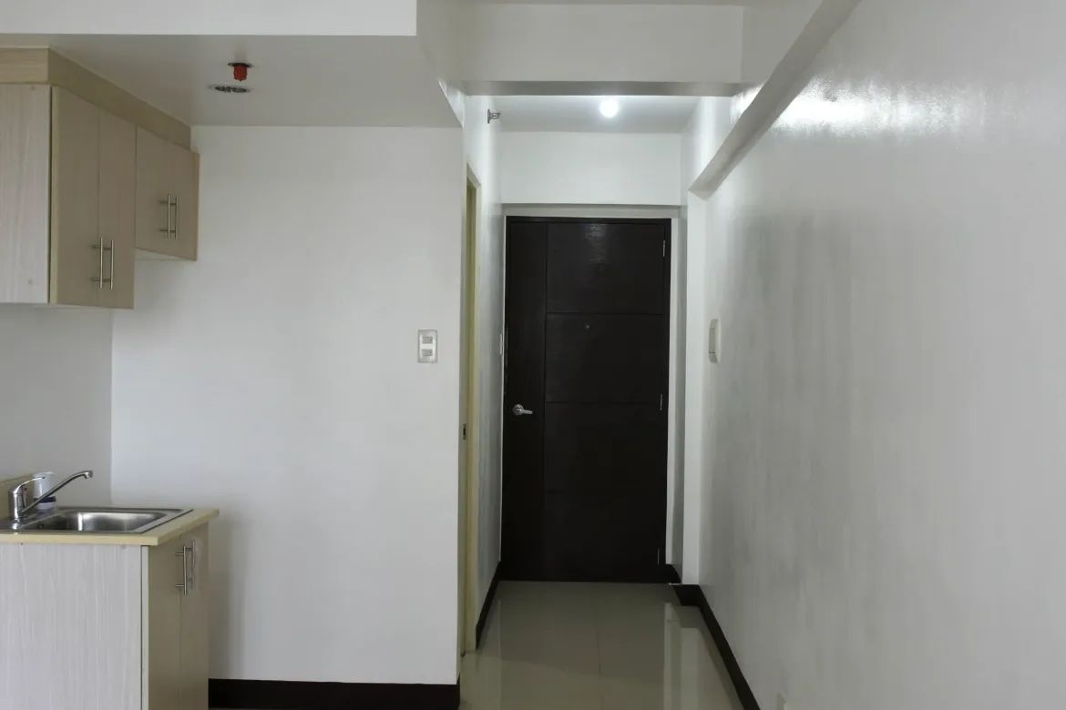 Condo for Sale in Pine Crest, Mariana, Quezon City, Metro Manila near LRT-2 Gilmore – photo 2