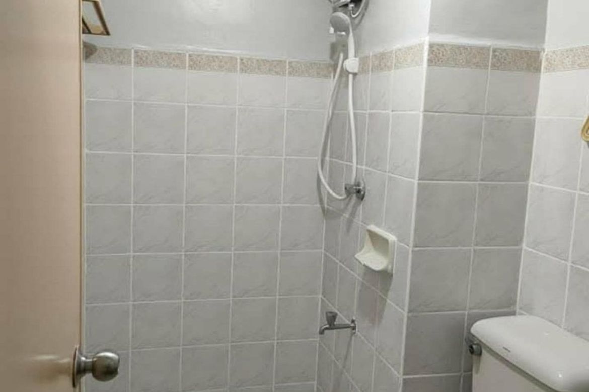 Condo for Sale in Pio Del Pilar, Makati, Metro Manila – photo 4